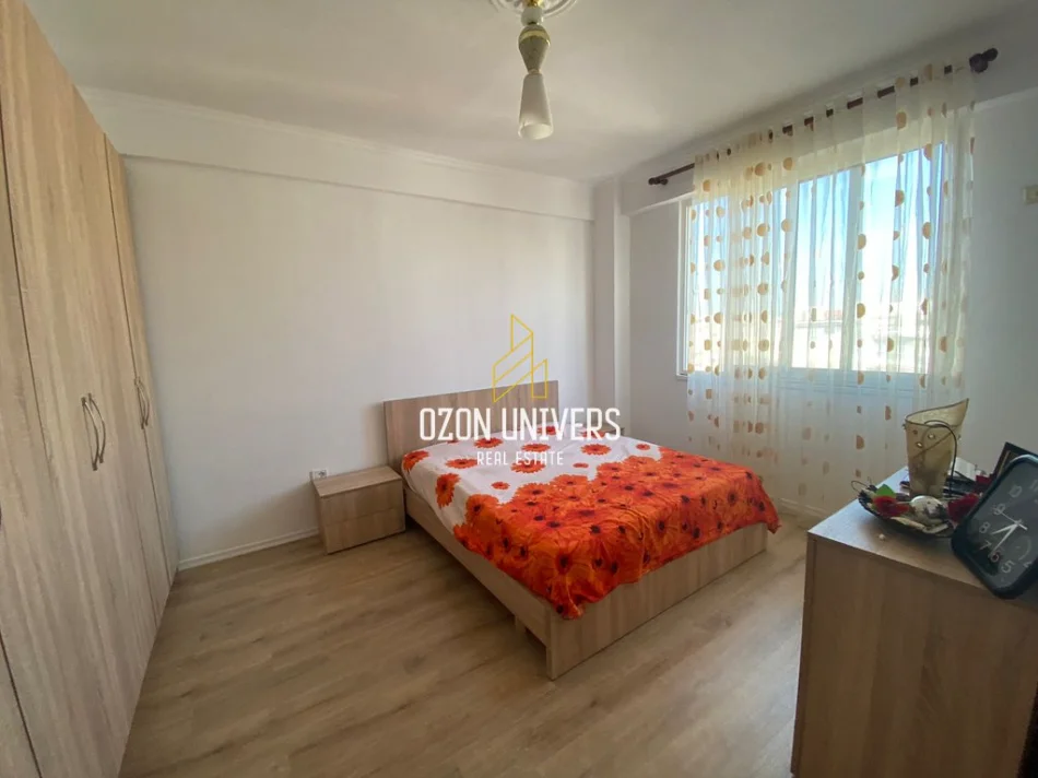 Tirane, jepet me qera apartament 1+1+Ballkon Kati 8, 62 m² 400 € (Astir)