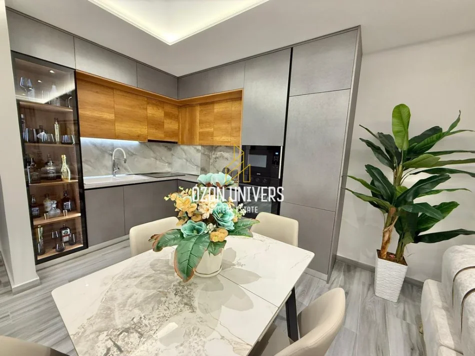 Tirane, jepet me qera apartament 2+1+Ballkon Kati 3, 92 m² 600 € (Fresk)