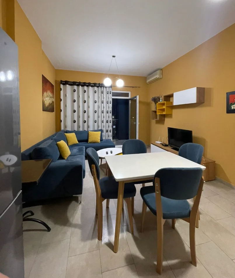 Tirane, jepet me qera apartament 1+1 , 69 m² 600 € 