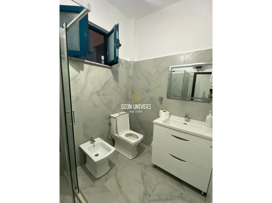 Tirane, jepet me qera apartament 1+1 Kati 1, 65 m² 400 € (Rruga Jordan Misja)