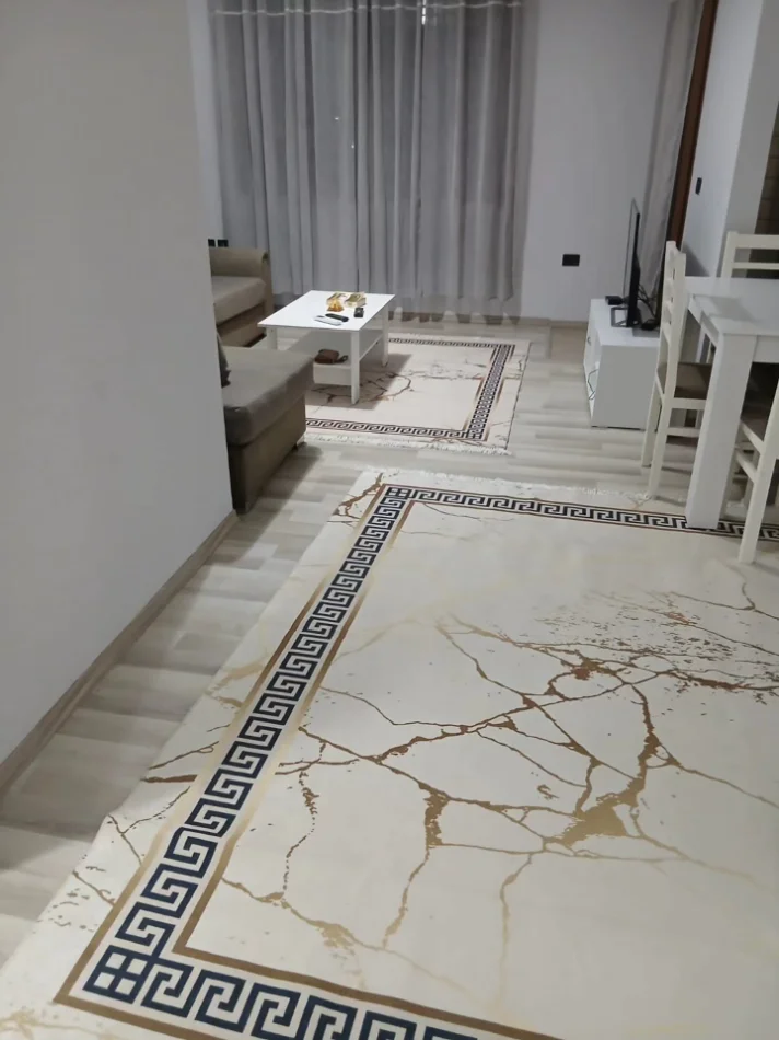 Tirane, jepet me qera apartament , 110 m² 700 € (MBRAPA 15 KT)