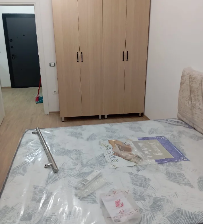 Tirane, jepet me qera apartament 1+1 Kati 9, 65 m² 520 € (5Maj Kompleksi Inerti)