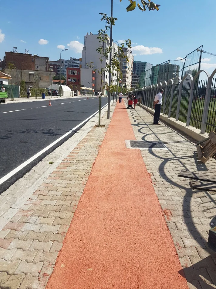 Tirane, shitet apartament 3+1 , 167 m² 650.000 € 