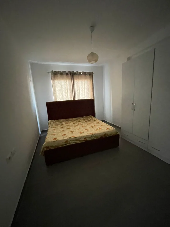 Tirane, shes apartament 2+1+Aneks+Ballkon Kati 5, 113 m² 102.000 € (Kamez)