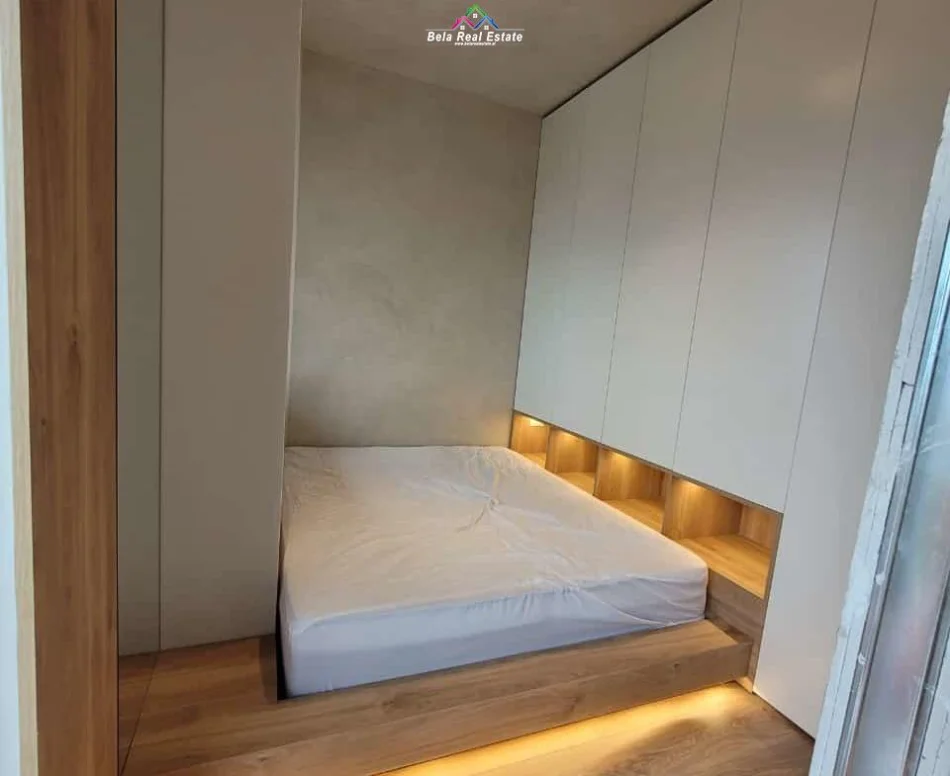 Tirane, jepet me qera apartament 1+1+Ballkon Kati 7, 50 m² 520 € (prane Bohem)