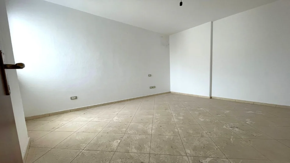 Durres, shitet apartament 1+1 Kati 8, 66 m² 56.355 € (Prane Kazazit)