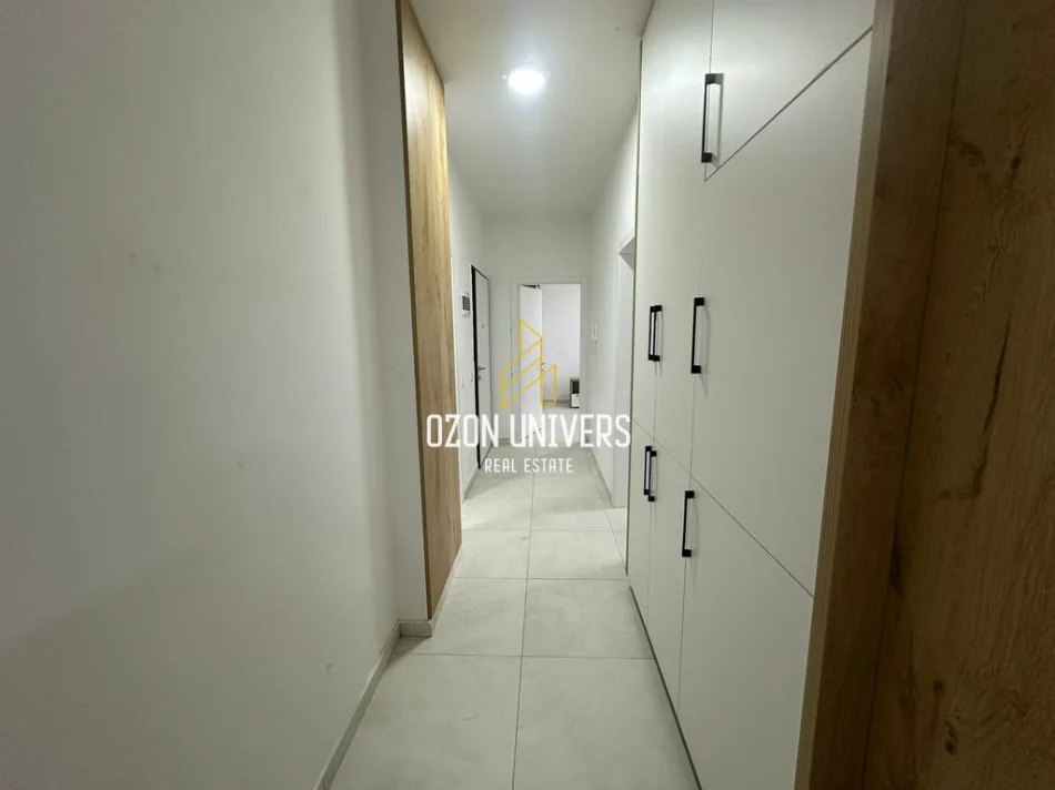 Tirane, jepet me qera apartament 2+1+Ballkon Kati 4, 95 m² 700 € (Rruga Siri Kodra)