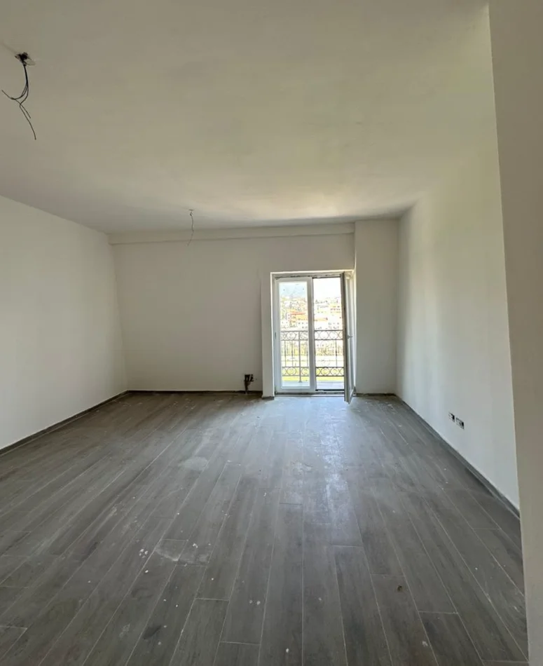 Tirane, shitet apartament 1+1 , 51 m² 91.600 €