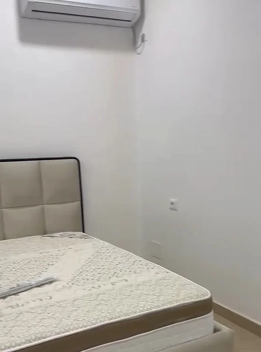 Tirane, jepet me qera apartament Kati 1, 42 m² 300 € (Selitë e Vogël)
