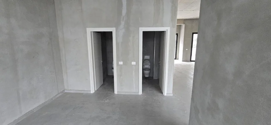 Tirane, jepet me qera zyre Kati 2, 124 m² 1.150 € (Rruga Fejzi Himzo)