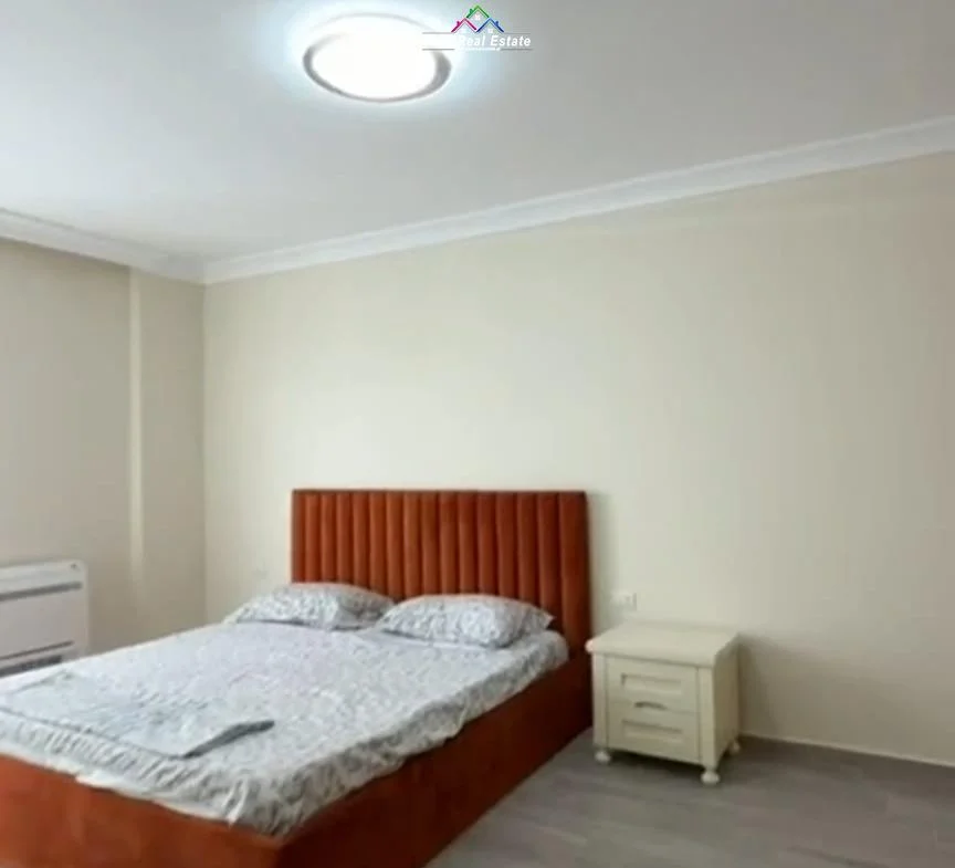 Tirane, jepet me qera apartament 1+1 Kati 5, 65 m² 450 € (Rruga Xhemal Sheh Abazi)
