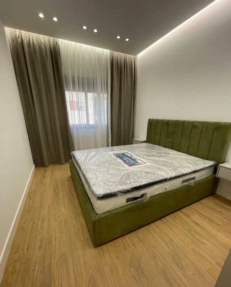 Tirane, shitet apartament 1+1 , 55 m² 111.000 € 