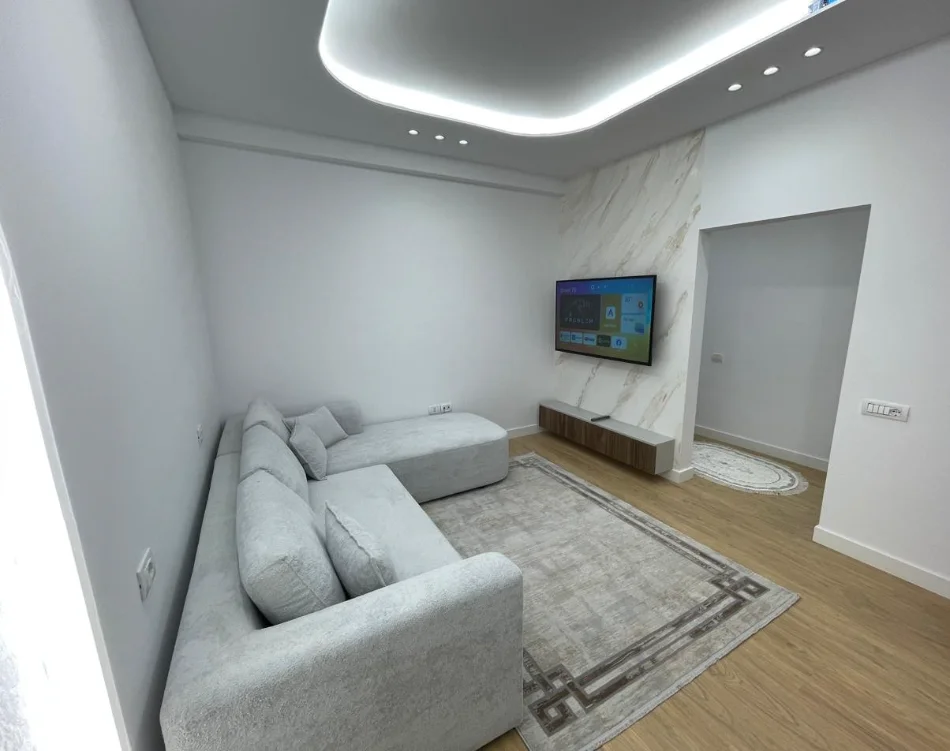 Tirane, shitet apartament 1+1 , 55 m² 111.000 € 