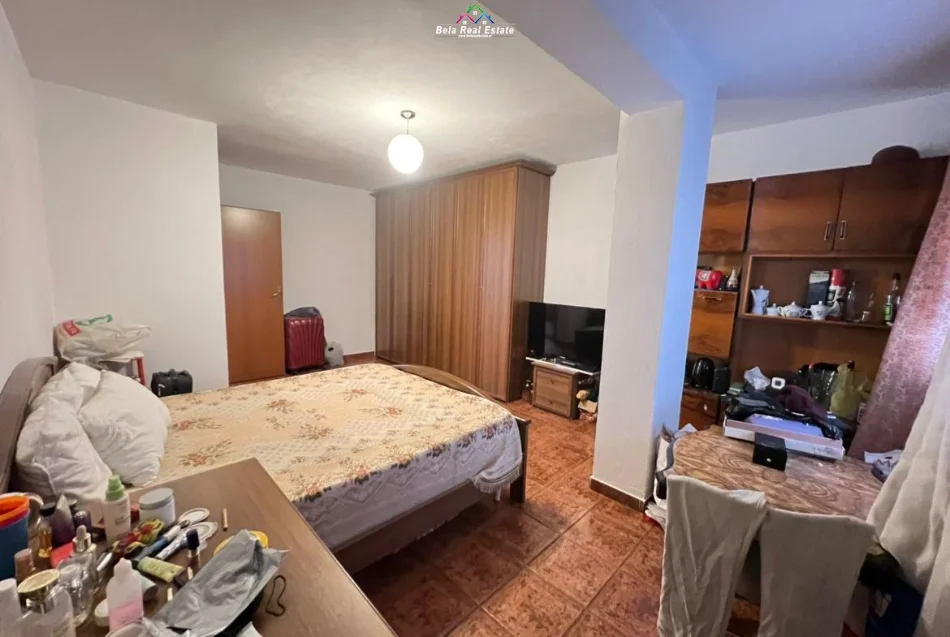 Tirane, shes apartament 2+1 Kati 1, 100 m² 222.000 € (Rruga Asim Vokshi)