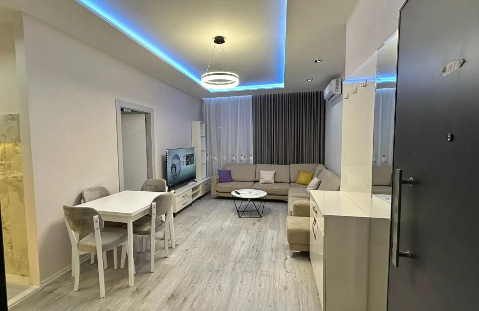Tirane, jepet me qera apartament 1+1 , 55 m² 600 € 