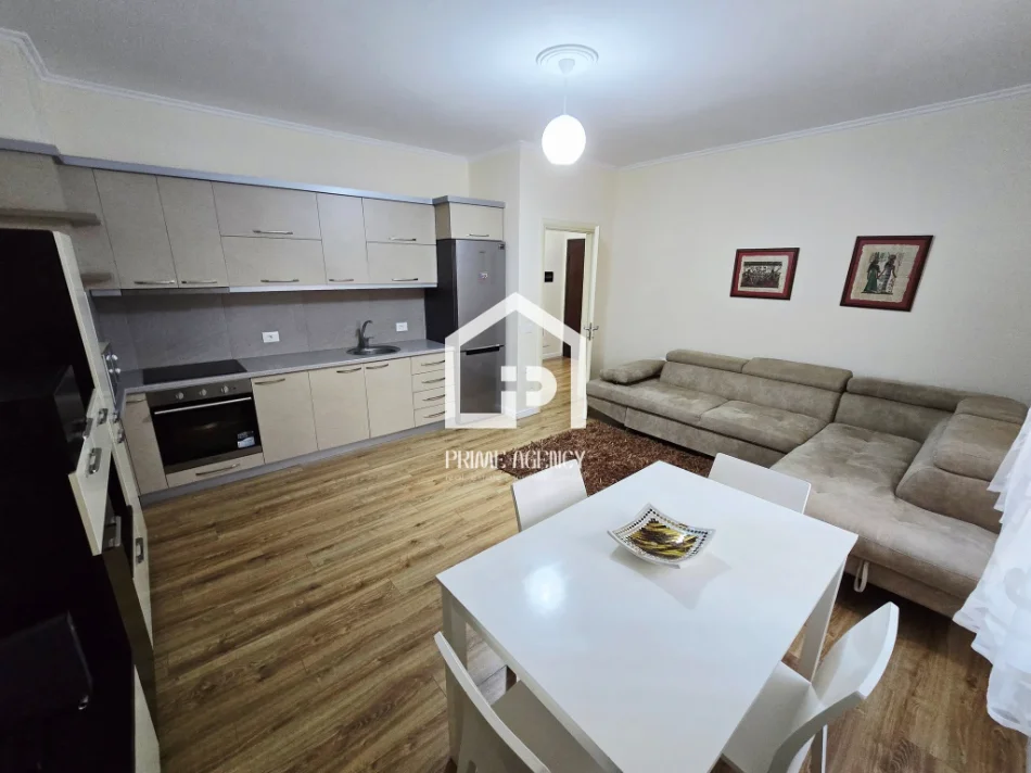 Pogradec, shitet apartament 1+1+Ballkon Kati 1, 65 m² 85.000 € 