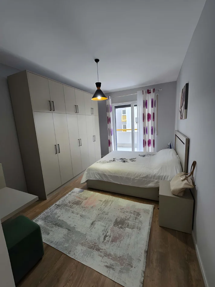 Tirane, jepet me qera apartament 1+1+Ballkon Kati 6, 81 m² 650 € (Rruga Dritan Hoxha, Kompleksi E88)