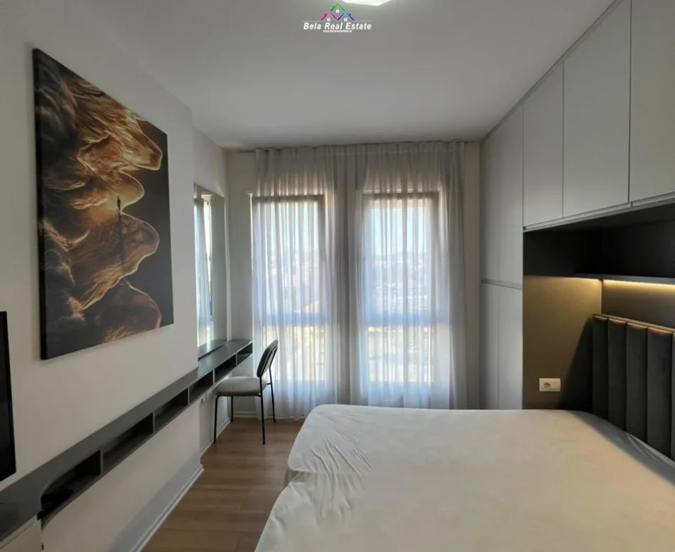 Tirane, jepet me qera apartament 2+1 Kati 9, 93 m² 850 € (Rruga 5 Maji)