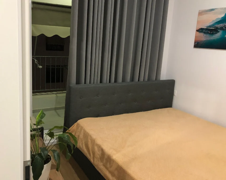 Tirane, jepet me qera apartament 1+1 , 54 m² 400 € 