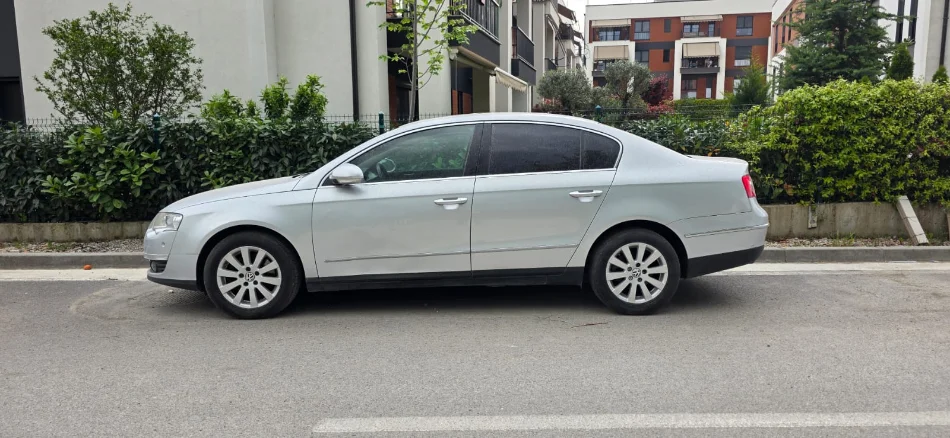 Tirane, shes makine wolfswagen Nafte, automatik 6.000 €