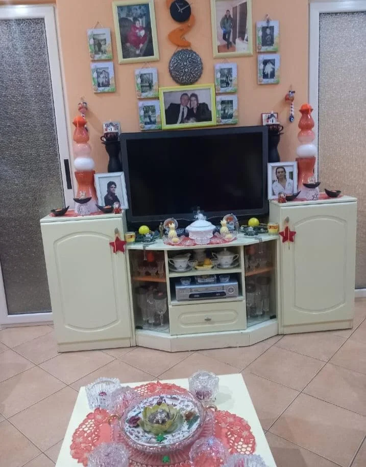 Tirane, jepet me qera apartament 1+1 Kati 4, 48 m² 520 € (Qender)