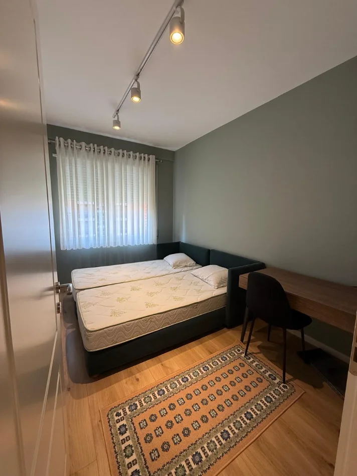 Tirane, jepet me qera apartament 1+1 , 65 m² 650 € (Unaza e re, Astir)