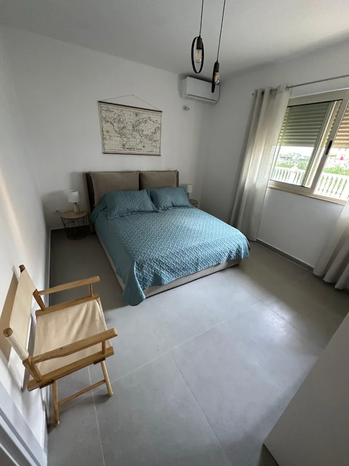 Durres, shitet apartament 1+1 Kati 0, 54 m² (mali Robit)