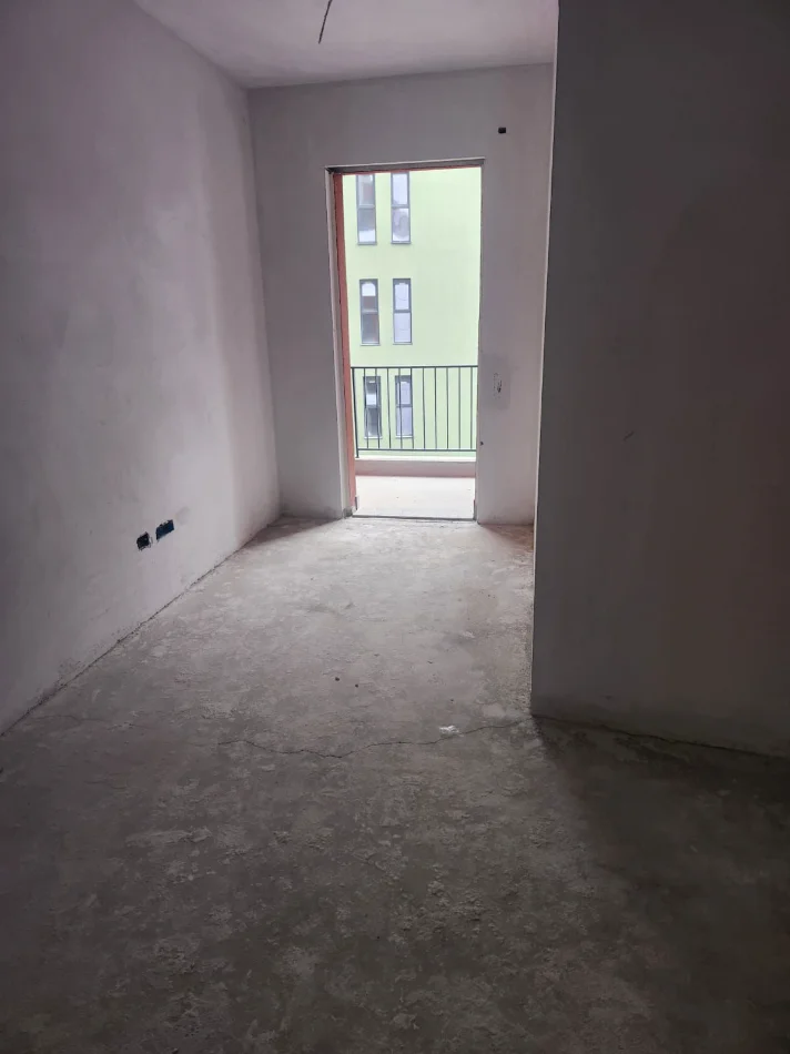 Tirane, shitet apartament 2+1 , 103 m² 115.159 € (Paskuqan)