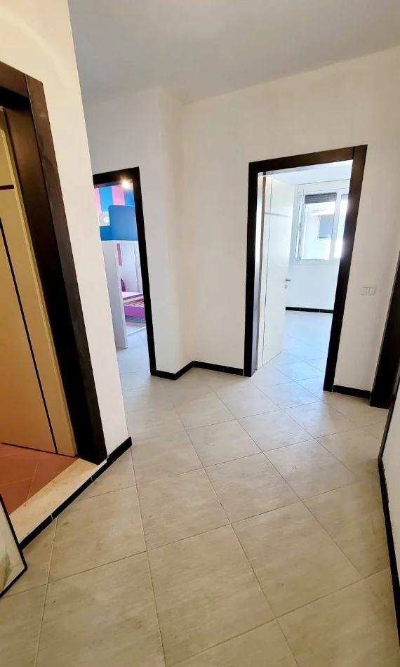 Kavaje, shitet apartament 3+1+Aneks+Ballkon Kati 3, 115 m² 80.000 € (Kavaje)