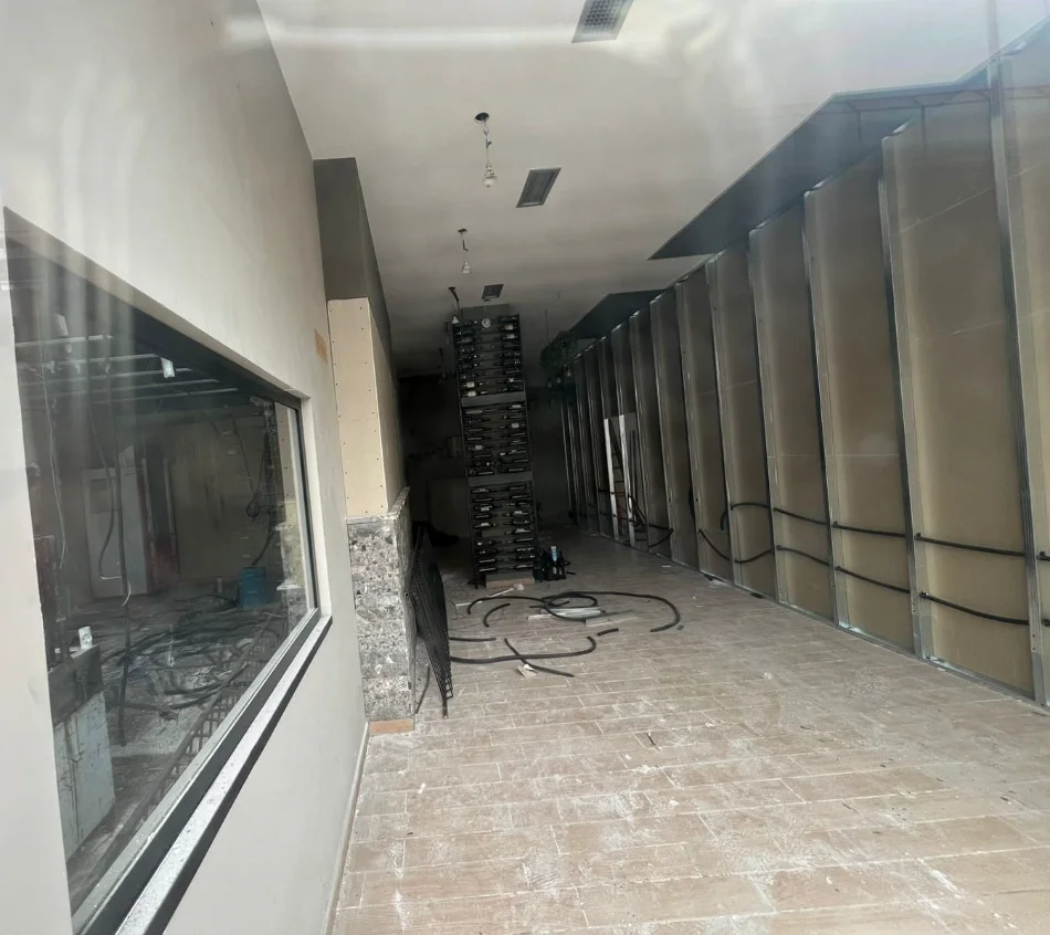 Tirane, jepet me qera dyqan Kati 0, 135 m² 840 € (Rruga Teodor Keko)