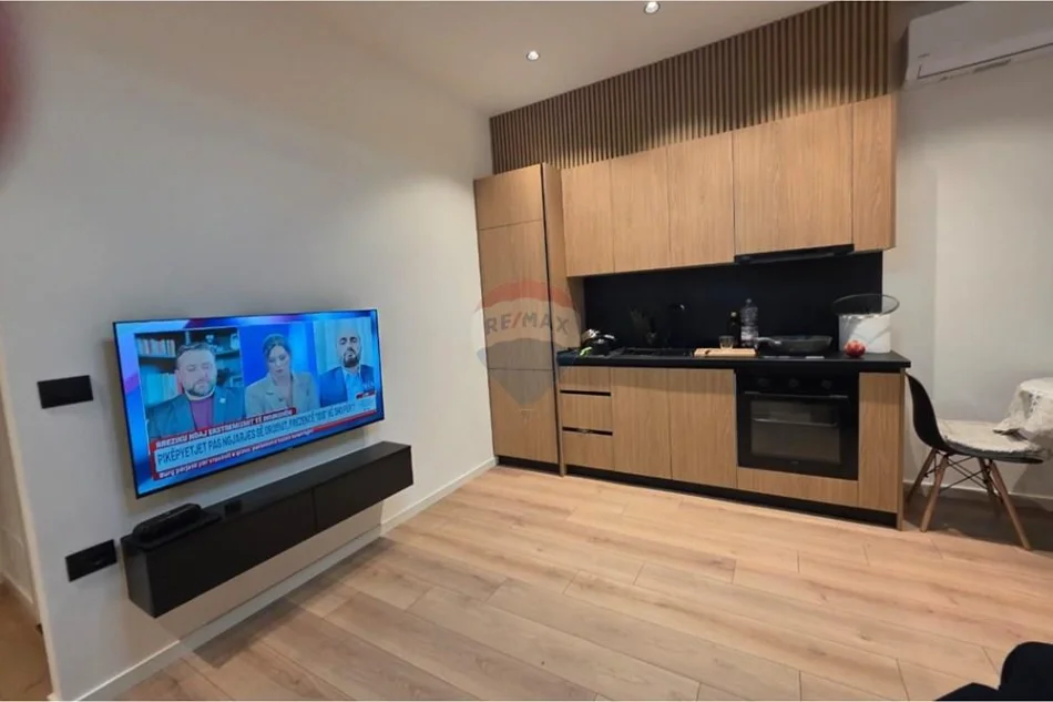 Tirane, shitet apartament 1+1 , 49 m² 119.900 € (Eduart Mano)