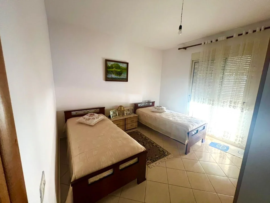 Vlore - Lungomare, shitet apartament+verande | Penthouse 2+1 Kati 3, 231 m² 250.000 € (Rruga Kosova, Skele, Vlore)