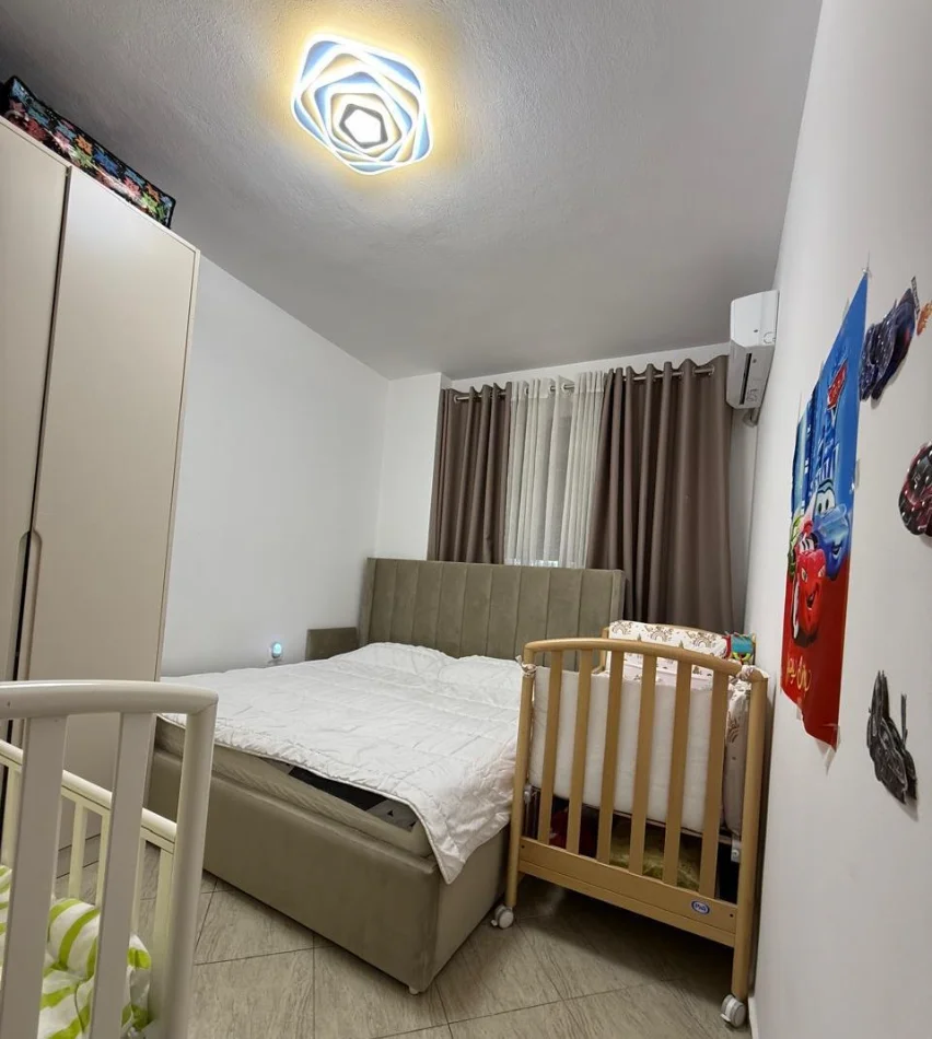 Tirane, shitet apartament 1+1+Ballkon , 56 m² 97.000 € 
