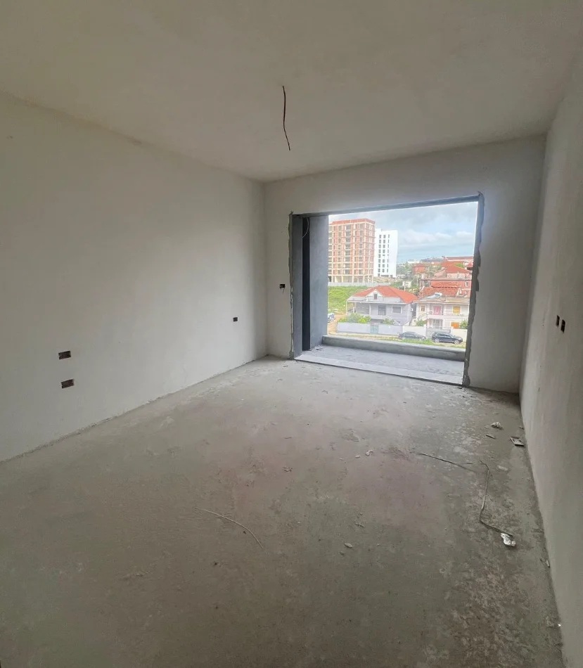 Tirane, shitet apartament 1+1+Ballkon , 71 m² 115.000 € 