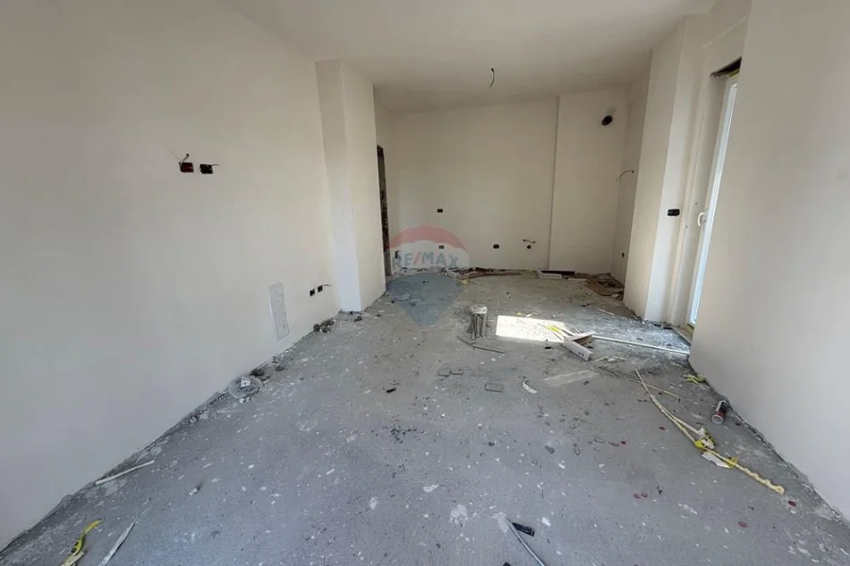 Apartament ne shitje, 2+1 me post parkimi tek Univers City! (109'000 Euro)