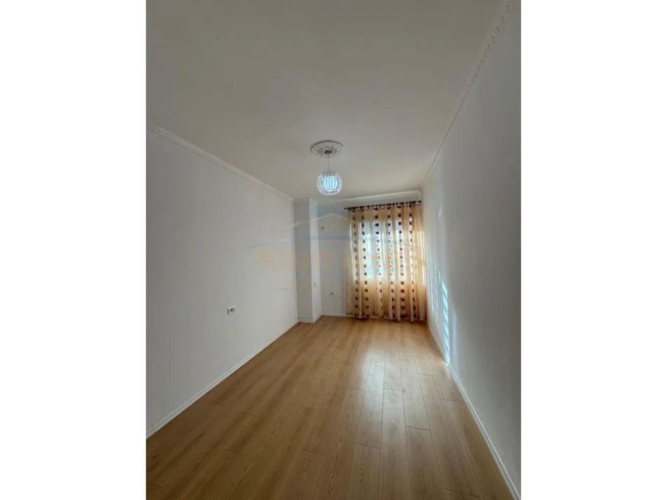 Tirane, shitet apartament 2+1 Kati 1, 88 m² 135.000 € (Fresk)