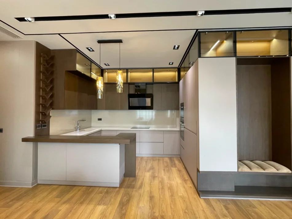 Tirane, shitet apartament 2+1 , 140 m² (Kompleksi Delijorgji)