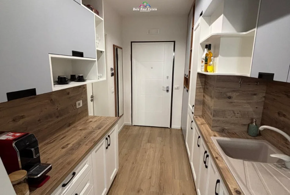 Tirane, jepet me qera apartament Studio Kati 9, 53 m² 470 € (Vilat Gjermane)