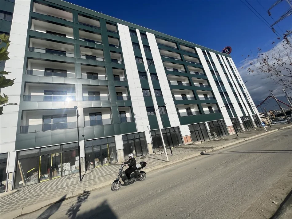 Tirane, shitet apartament 2+1 , 114 m² 142.500 € 