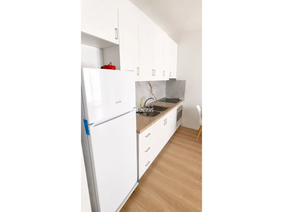 Tirane, jepet me qera apartament 1+1+Ballkon Kati 3, 60 m² 400 € (Univers City Residence, pranë QTU-së)