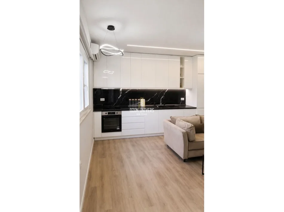 Tirane, shitet apartament 1+1+Ballkon , 60 m² 155.000 € (Komuna e Parisit)