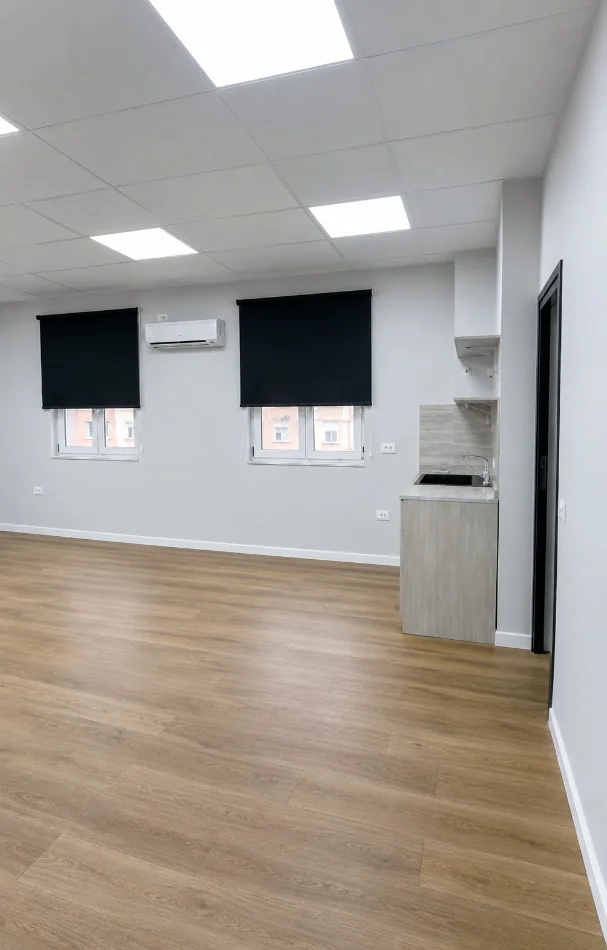 Tirane, jepet me qera zyre , 68 m² 750 € 