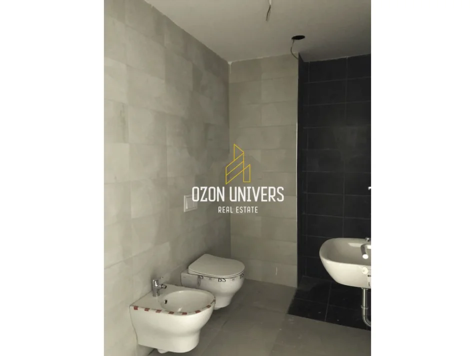 Tirane, jepet me qera apartament 1+1+Ballkon Kati 6, 60 m² (Kompleksi Olimpik, Komuna e Parisit)