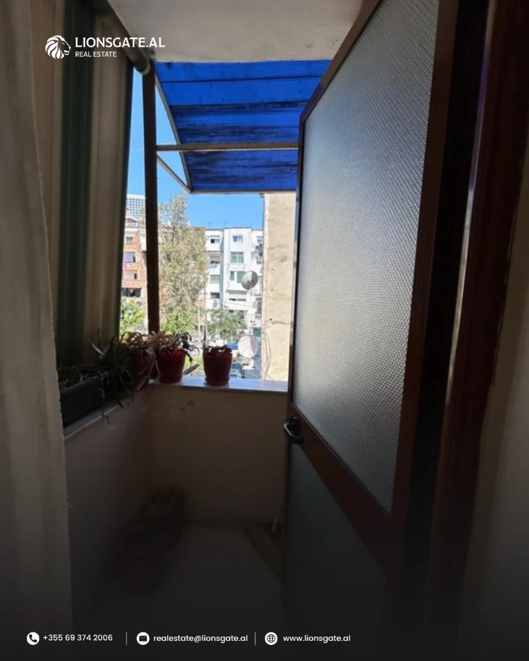 Tirane, shitet apartament 1+1 , 150.000 € 