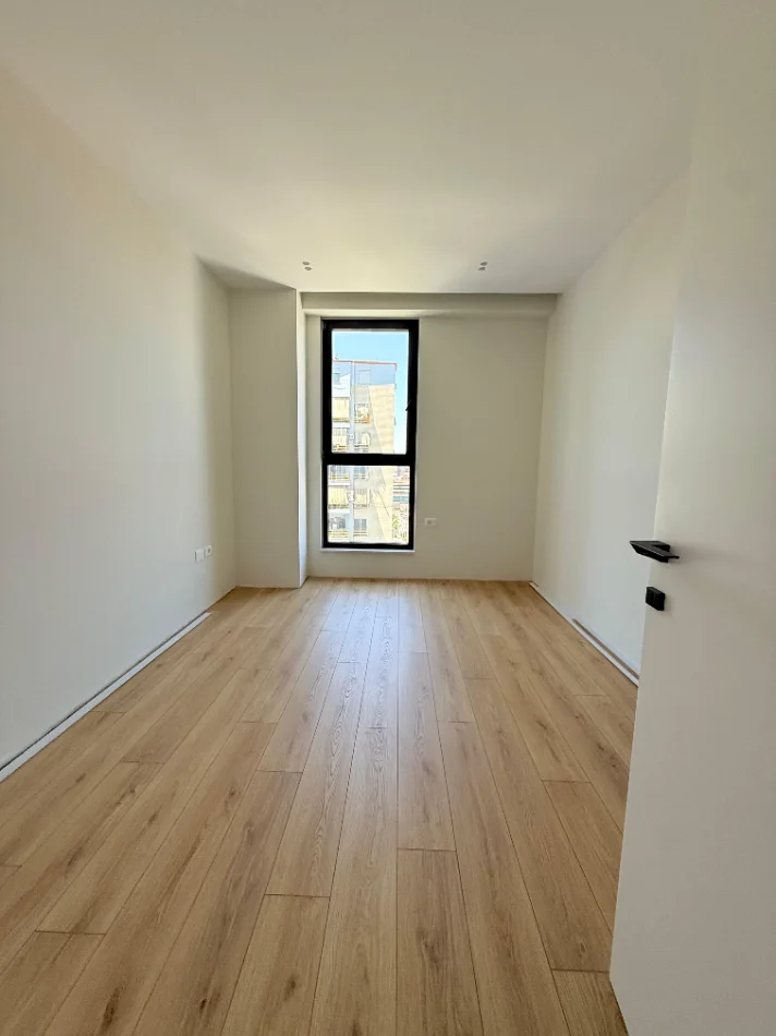 Tirane, shitet apartament 2+1 , 104 m² 250.000 € 