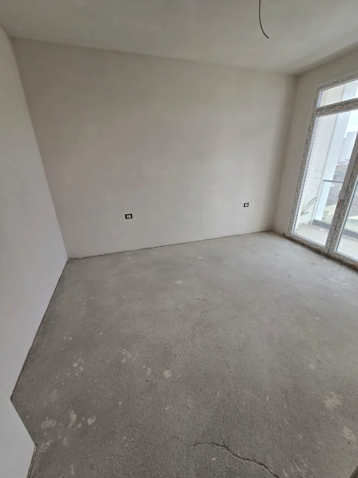 Tirane, shitet apartament 3+1 , 141 m² 277.500 € (Rruga Jordan Misja)