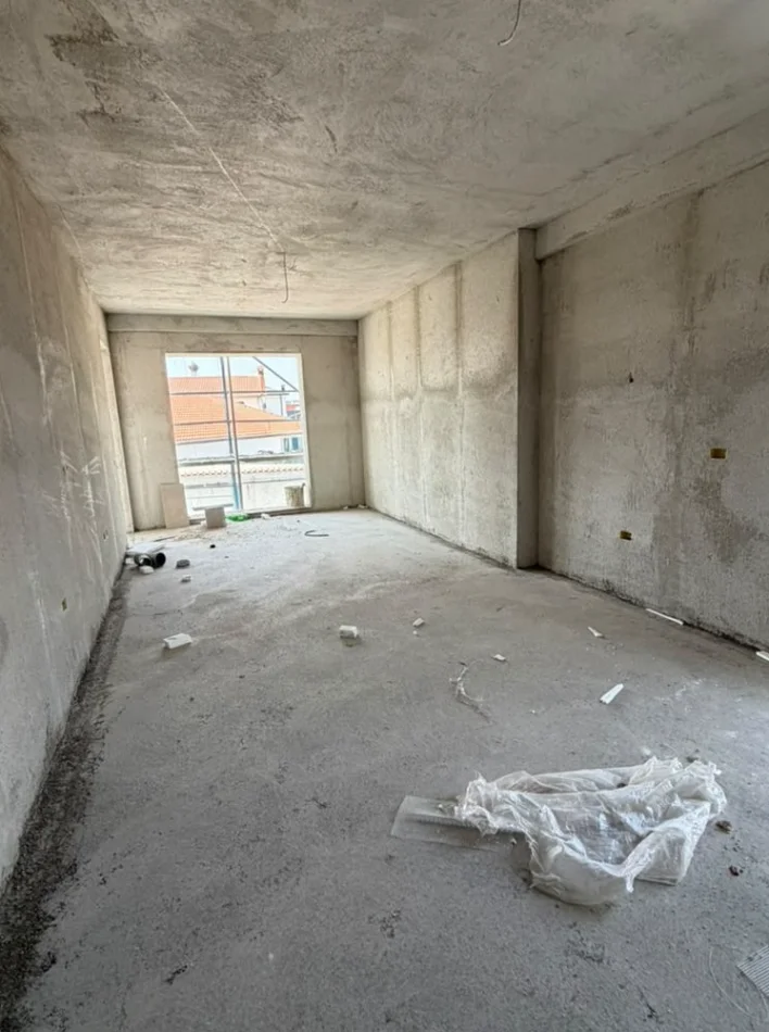 Tirane, shitet apartament 2+1 , 102 m² 97.500 € 