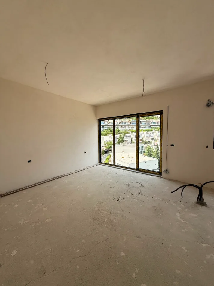 Tirane, shitet apartament duplex 3+1 , 159 m² 365.650 € (KODRA E DIELLIT 2)