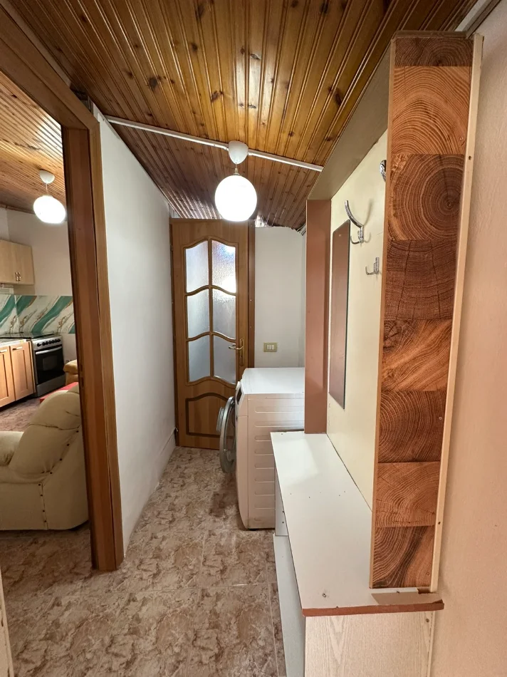 Tirane, jepet me qera apartament 1+1 Kati 3, 60 m² 480 € (Komuna e Parisit)