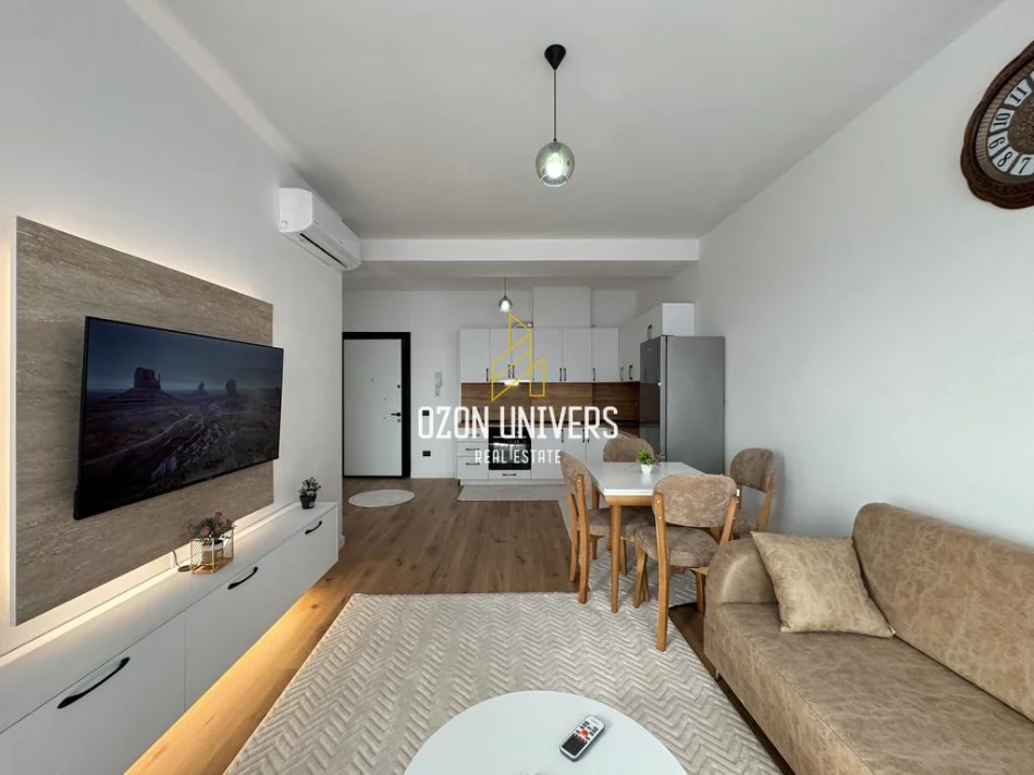 Tirane, jepet me qera apartament 1+1+Ballkon Kati 5, 69 m² 400 € (Paskuqan)